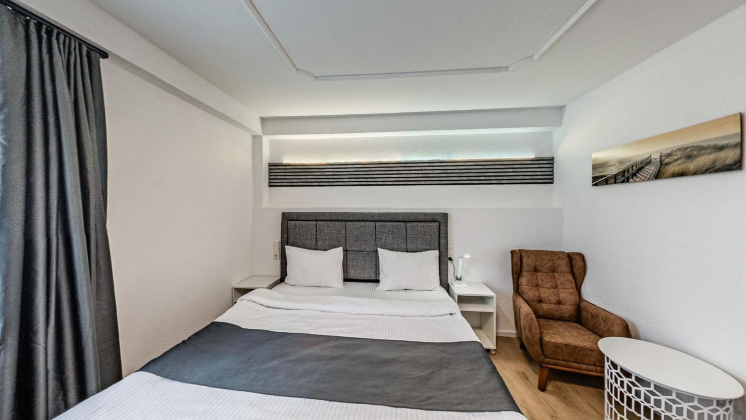Dido Diamond Hotel Dietzenbach Bagian luar foto