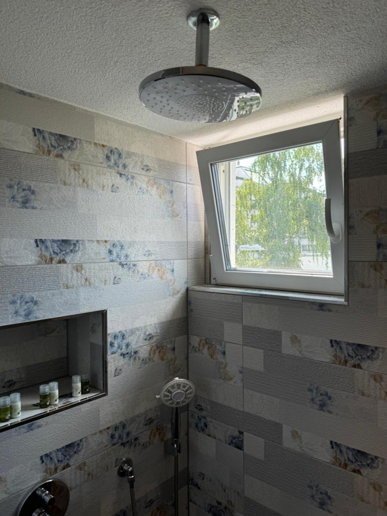 Dido Diamond Hotel Dietzenbach Bagian luar foto
